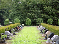 千葉市営平和公園　芝墓地